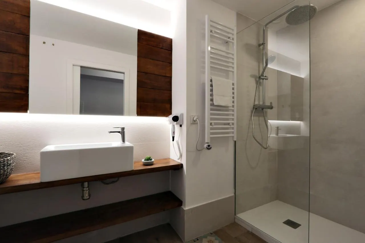 Apartment Classbedroom Port Ramblas Barcelona