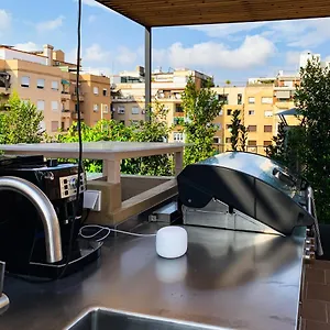 Apartment Incredible 2br Penthouse With Urban Rooftop Garden, Barcelona